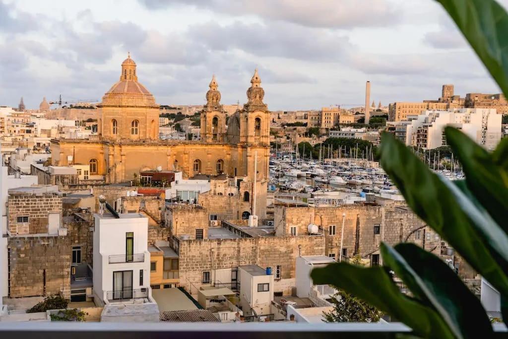 Luxurious & Stylish Penthouse With Private Pool Apartment Msida Exterior foto